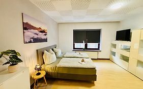 Harmony - Ganzes Appartement 3 Schlafzimmer City Meiningen
